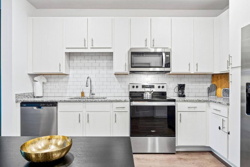 Complete Apartment ,10 Min To Parks Pets Allowed, Resort-Style Amenities Orlando Exterior photo
